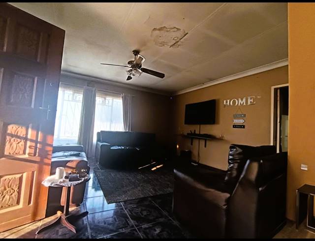 3 BEDROOM HOUSE FOR SALE IN KOOKRUS